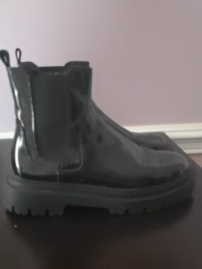 Zara Kids Patent Black Chelsea Boots